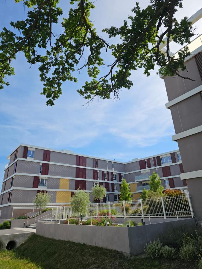 Lakeside Provence - Appartement 4 Etoiles Face Au Lac De Monteux Zewnętrze zdjęcie