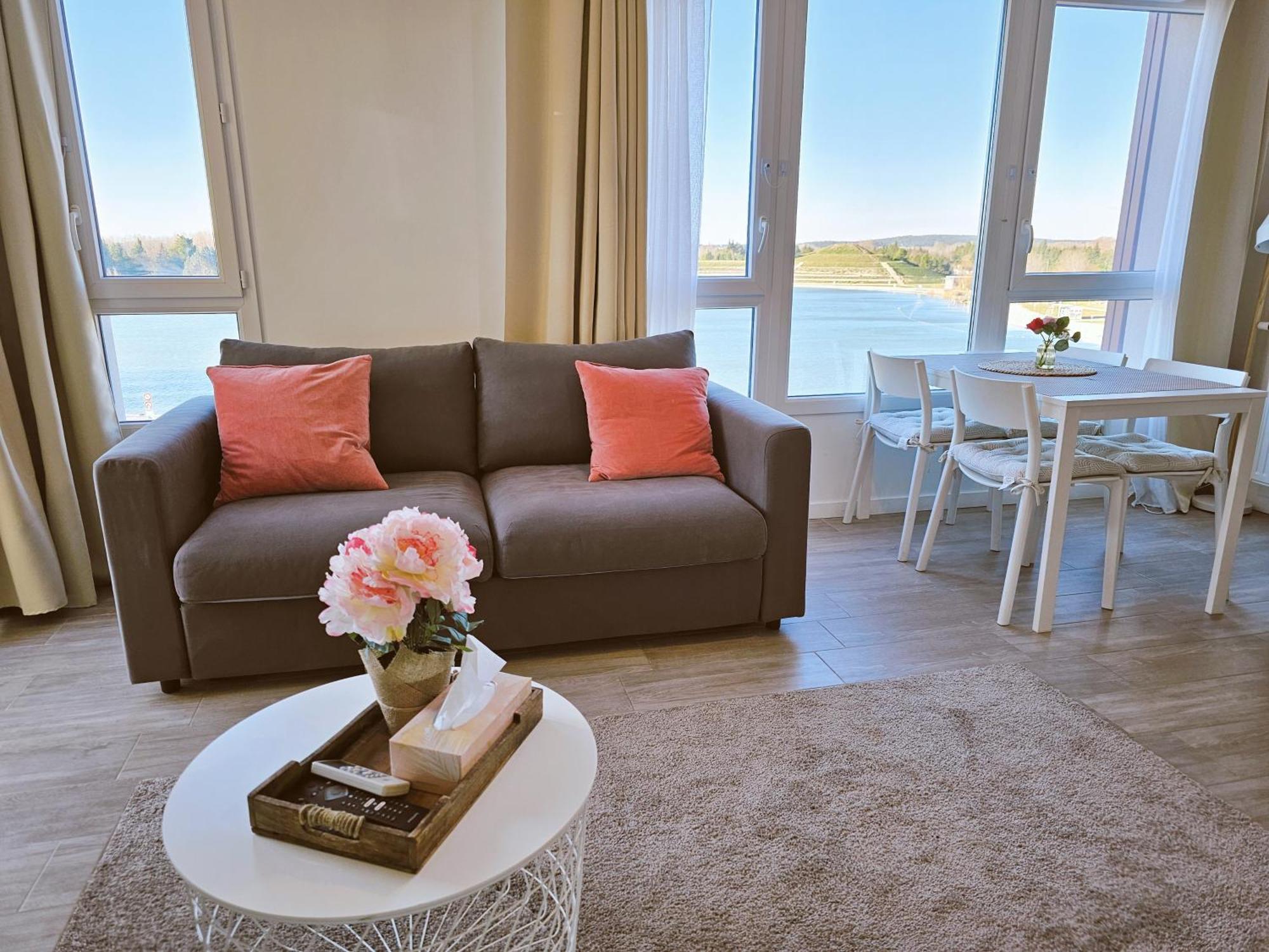 Lakeside Provence - Appartement 4 Etoiles Face Au Lac De Monteux Zewnętrze zdjęcie