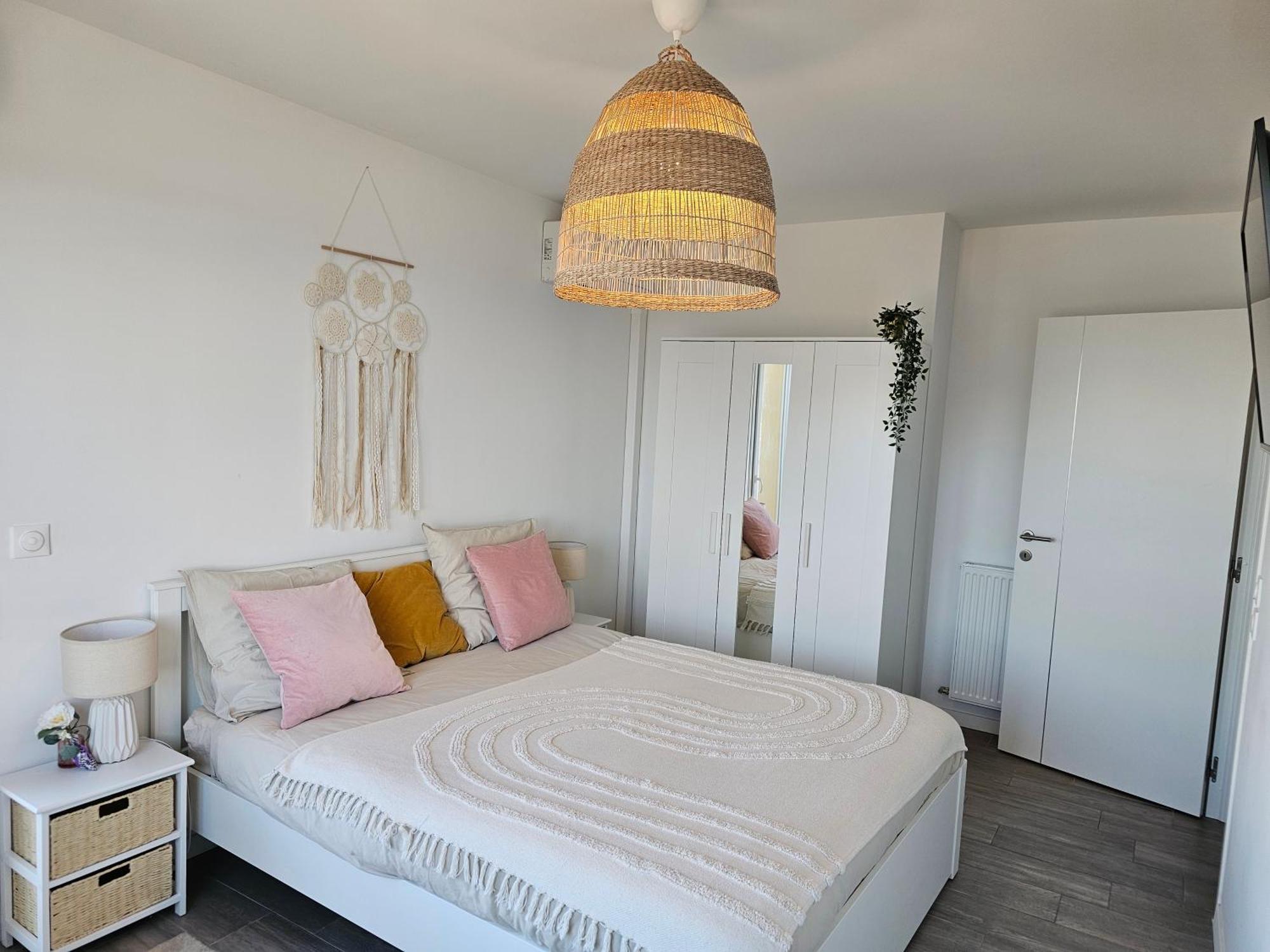 Lakeside Provence - Appartement 4 Etoiles Face Au Lac De Monteux Zewnętrze zdjęcie